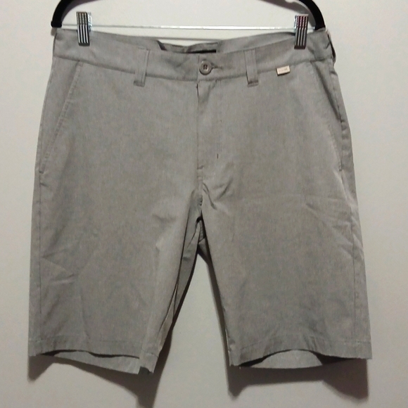 Travis Mathew Beck Shorts men's size 32 gray golf active casual - Picture 1 of 5